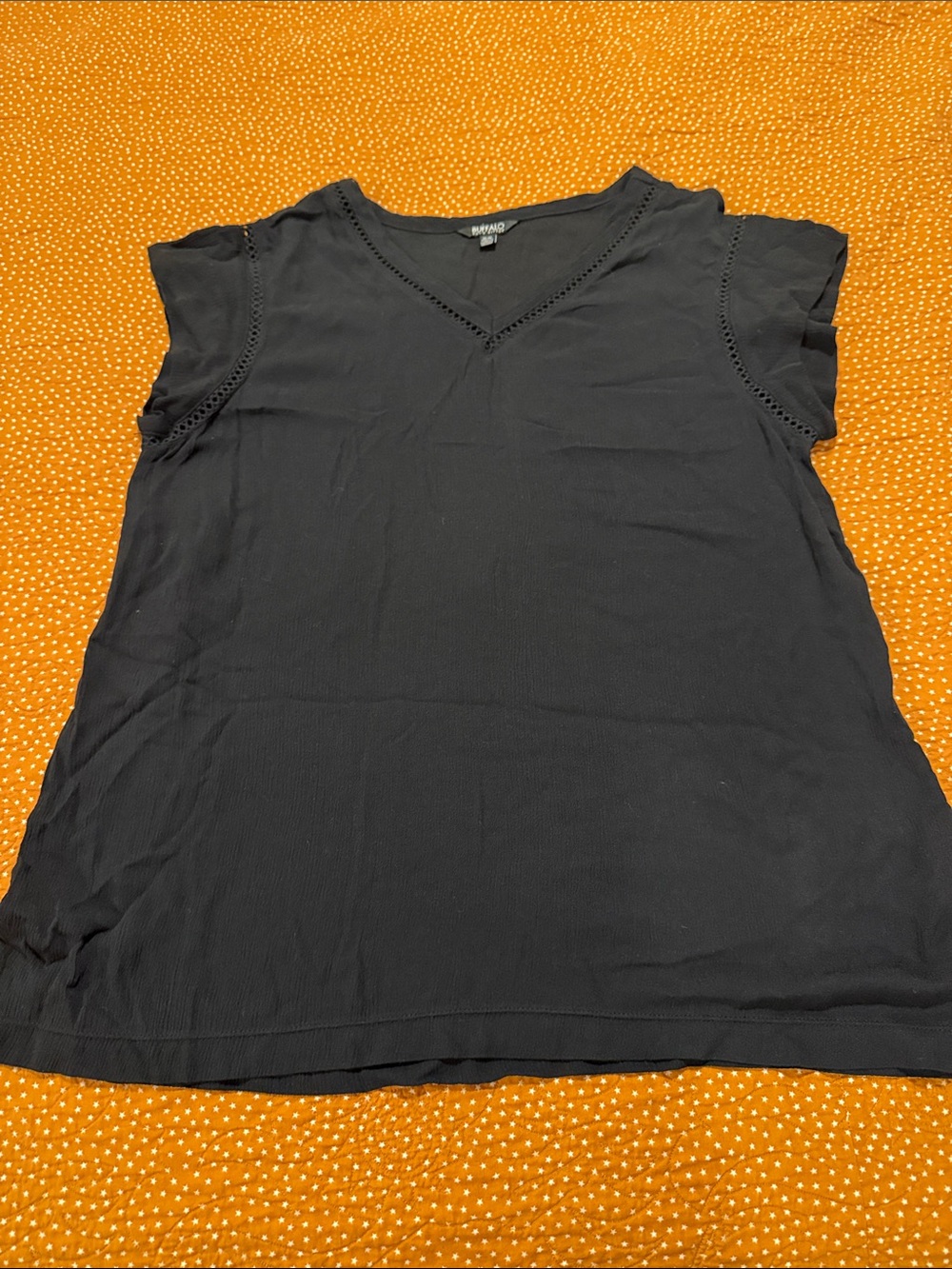 Buffalo David Bitton Black Cap Sleeve V-Neck Top